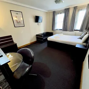 Hotell Epsilon